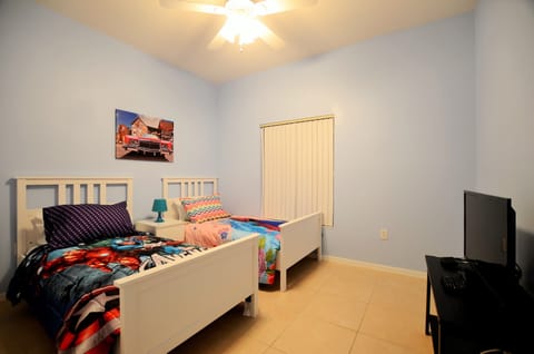 3 bedrooms, iron/ironing board, travel crib, free WiFi