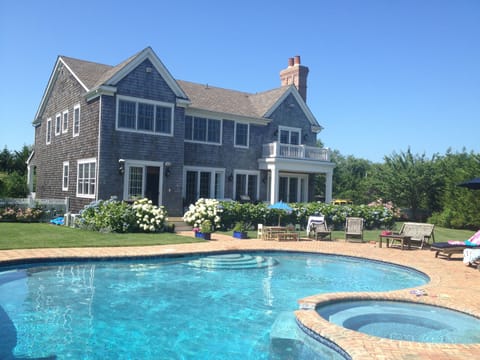 Hamptons Estate with Pool and Tennis