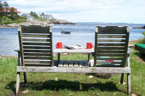 Walk to Little Harbor and enjoy the morning with coffee and newspaper 