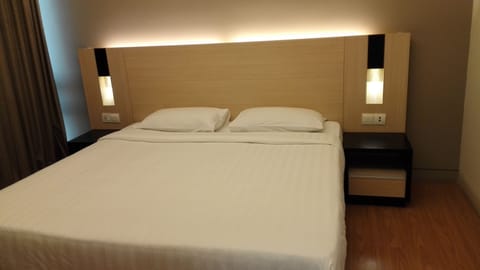 Holiday Home Suites, Kuala Lumpur