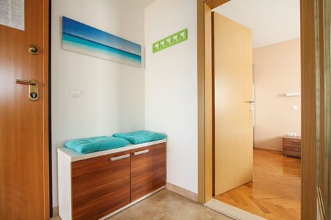 The hallway at the entrance to the apartment