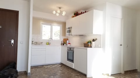 Room to cook a feast!