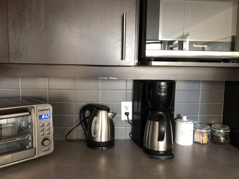 Coffee maker and kettle, complimentary coffee and tea for your first morning