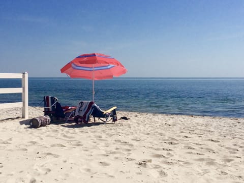 Beach | Beach nearby, sun loungers, beach towels