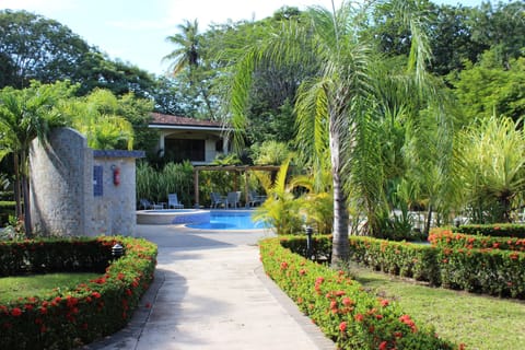 Welcome to Casa del Sol, your tropical oasis, in the heart of Potrero.