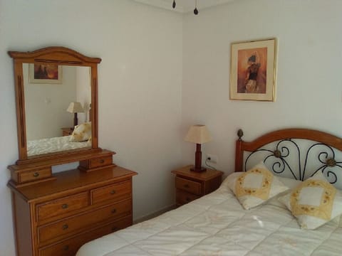 3 bedrooms, iron/ironing board, travel crib, free WiFi