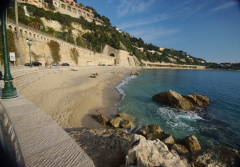 Beach nearby, beach towels