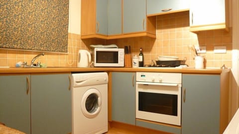 Very well equipped kitchen