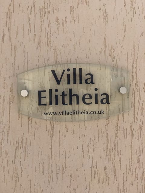 Villa Elitheia