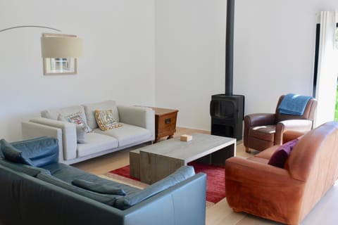 Salon/living room wood burning stove for winter evenings.  TV Fre/Eng channels.