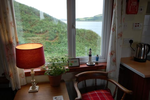 The cosy sitting room in The Lookout