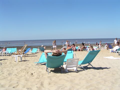 Beach nearby, sun loungers