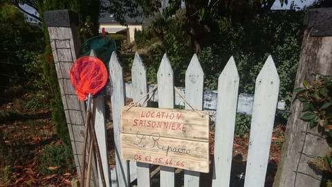 Between Saint-malo and Cancale, ideal for families or friends, 2 kms from the beach House in Brittany