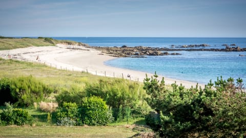 Beach nearby, sun loungers