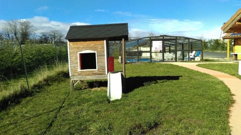 Aire de jeux pour enfant proche du gîte