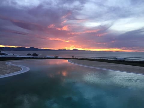 Outdoor pool, an infinity pool