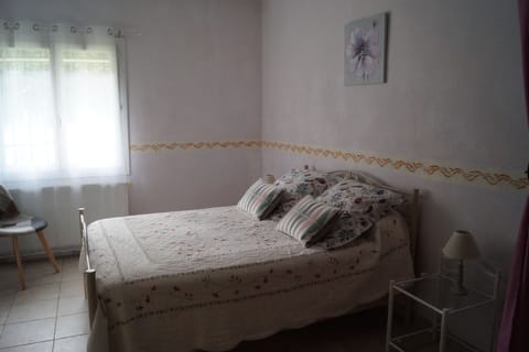 2 bedrooms, iron/ironing board, cribs/infant beds, WiFi