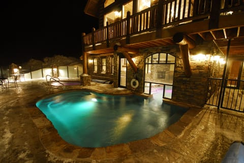 Indoor pool, outdoor pool