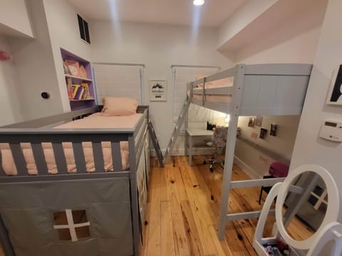 4 bedrooms, desk, iron/ironing board, cribs/infant beds