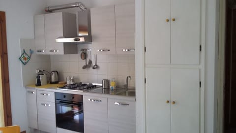 Full equipped kitchen