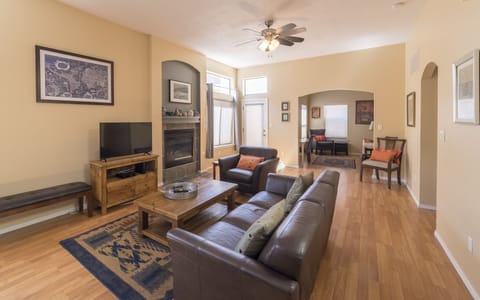Living area | Smart TV, fireplace, books, streaming services