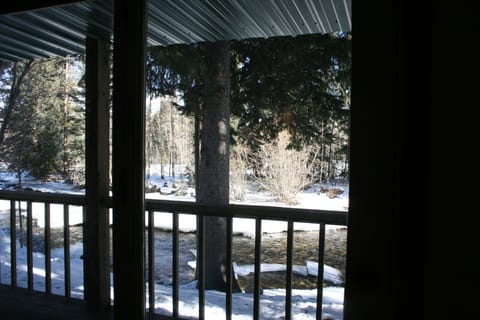 10 mile creek toward northeast