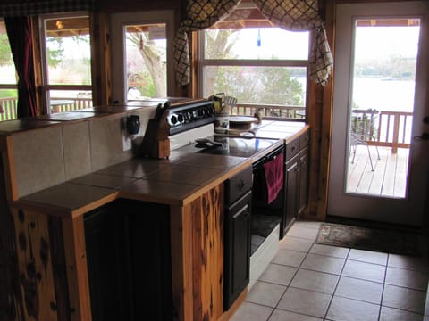 bar from kitchen side
