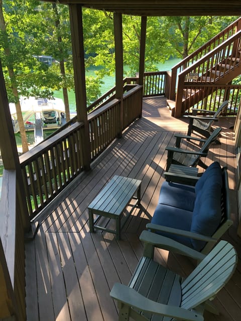 Lower Level Deck-Relax in the Shade
* pics coming soon of newly remodeled area
