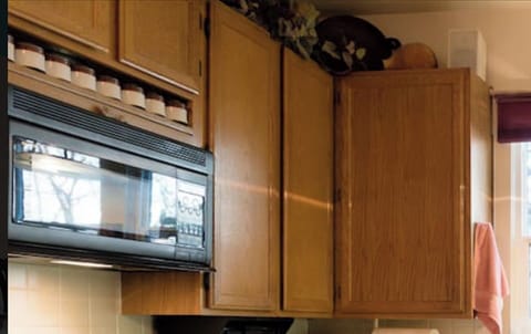 Kitchen cabinets with ample storage