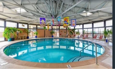 Indoor pool, outdoor pool