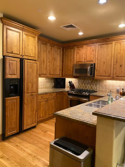 Gourmet Kitchen - Gas Stovetop