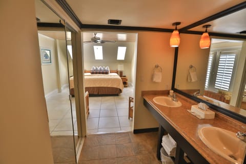 Upstairs Master Bath #2 attached to king bedroom “king bed #3”