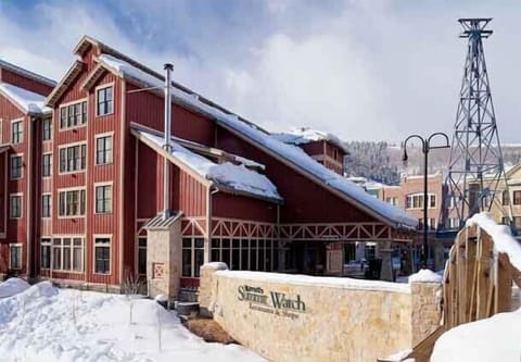 Located at the base of historic Main Street, near the Downtown Ski Lift Plaza.
