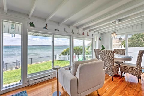 Portsmouth Vacation Rental | 2BR | 1BA | 900 Sq Ft | 1 Story
