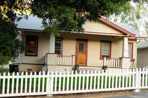 The Cottage from San Clemente Ave