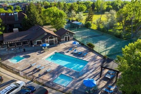 Seasonal outdoor pool, a heated pool