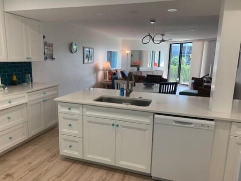 Free Island Sprint has been transformed- Wonderful Renovation done in Fall 21 Condo in Key West