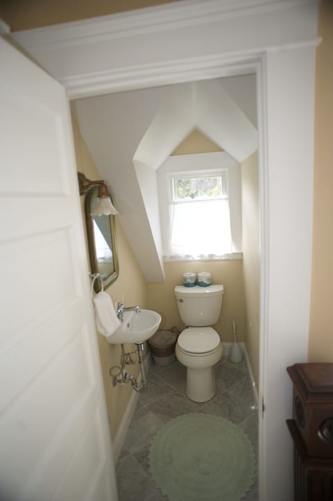 Upstairs bathroom