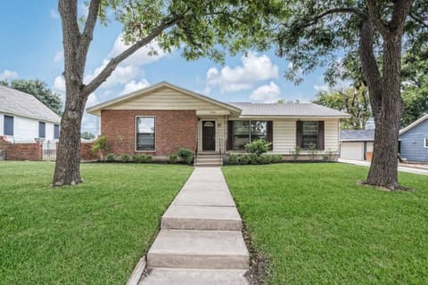The Lyle House in Waco, Texas