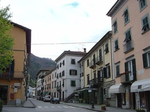 Bagni di Lucca main street