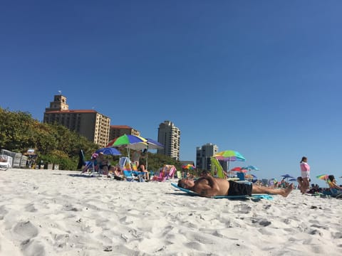 Beach nearby, sun loungers, beach towels