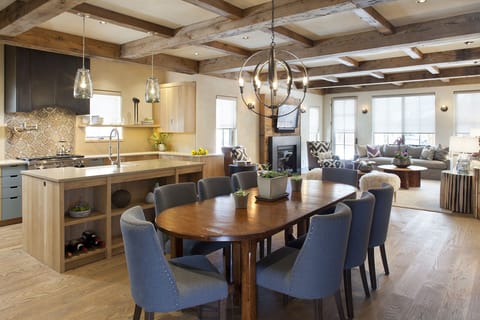 large dining table that seats 8.