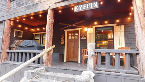Welcome to Kyffin Cabin!  We hope you enjoy your stay.  
