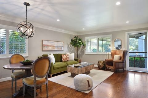 Open floorplan Livingroom