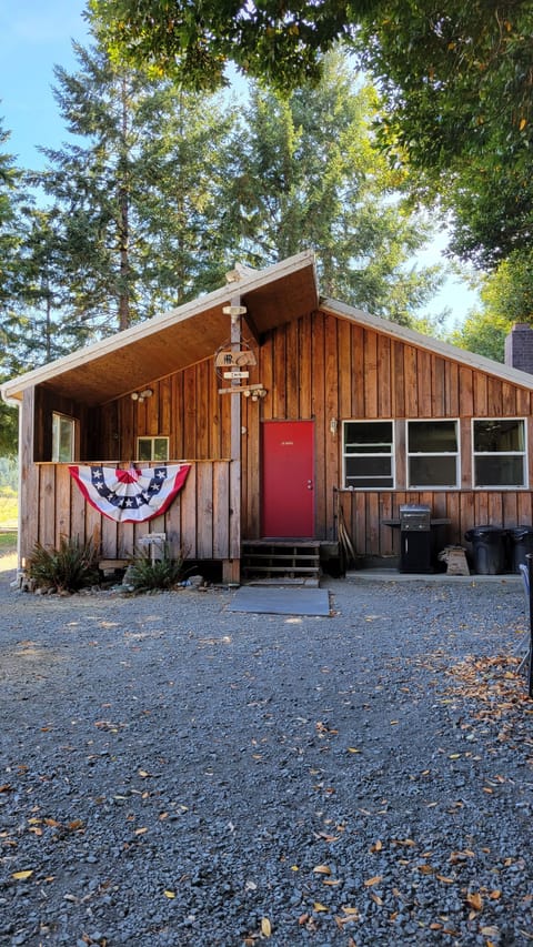 Honey Badger Ranch Cabin