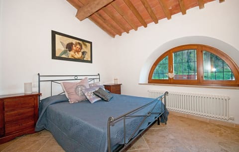 Angels Bedroom, upper house