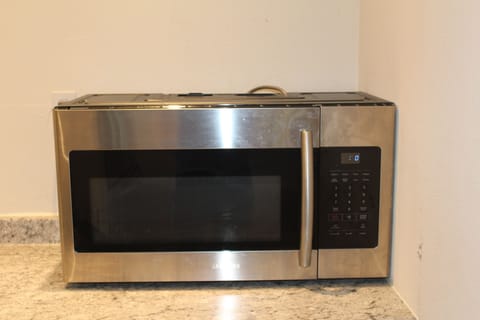 Fridge, microwave, dishwasher, coffee/tea maker