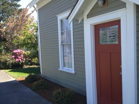 Jefferson Street entry