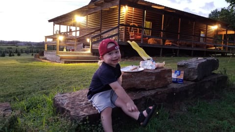 The Christmas Cabin...Kid approved!