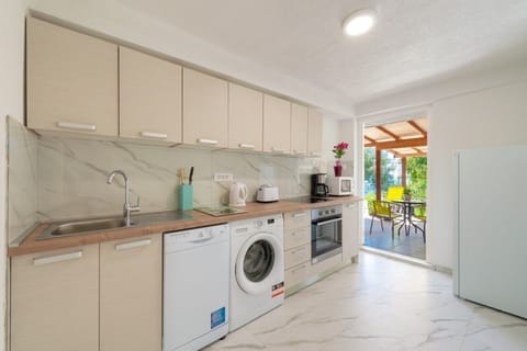 ground floor kitchen